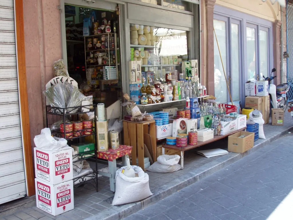 Λέσβος: Ένα νησί με ιστορία, πολιτισμό και γεύσεις που αξίζει να ανακαλύψετε 8 Λέσβος: Ένα νησί με ιστορία, πολιτισμό και γεύσεις που αξίζει να ανακαλύψετε - FlagInLife