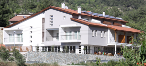 Χριστούγεννα στο όρος Τρόοδος της Κύπρου (updated 2025) - FlagInLife