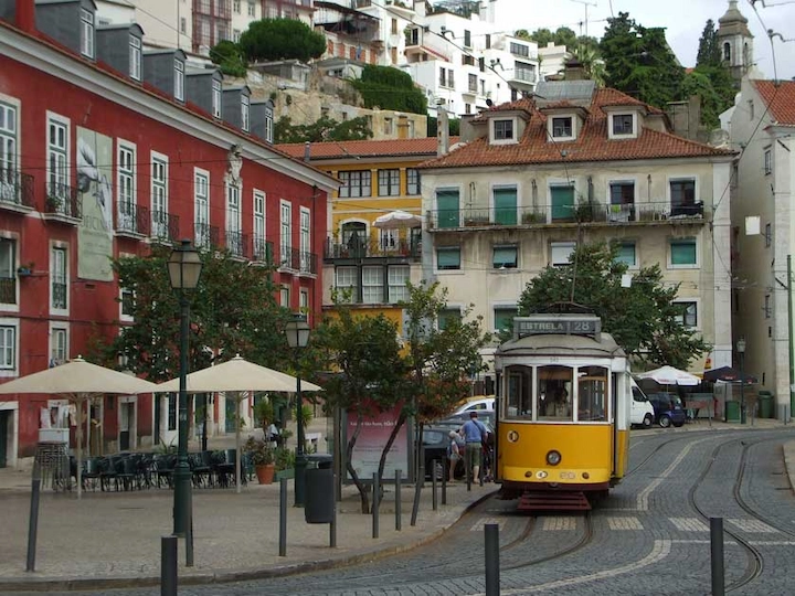 Λισαβόνα: Η αντιφατική πρωτεύουσα της Πορτογαλίας (update 2024) - FlagInLife