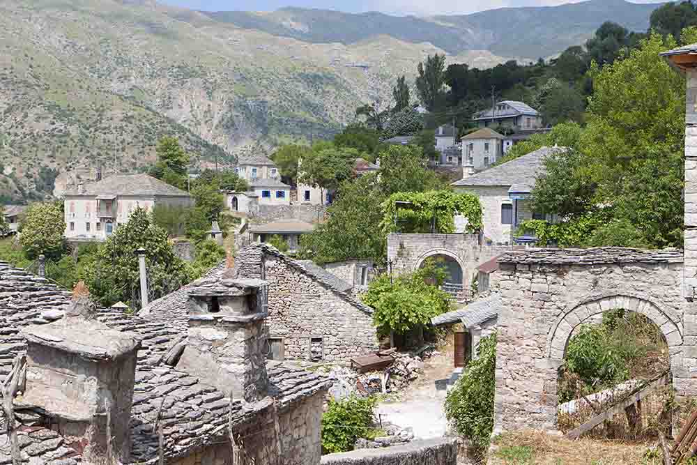 Η πεζοπορία στα Τζουμέρκα υπόσχεται πρωτόγνωρες εμπειρίες - FlagInLife