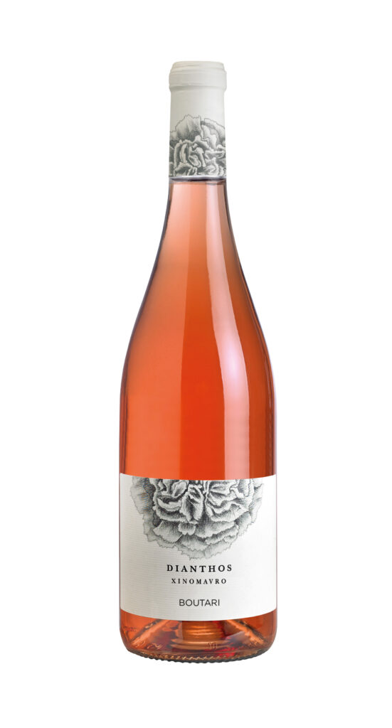Στο Chez Michel στο Κολωνάκι, για το must drink ροζέ κρασί του καλοκαιριού με παρπαδέλες μόσχου - FlagInLife