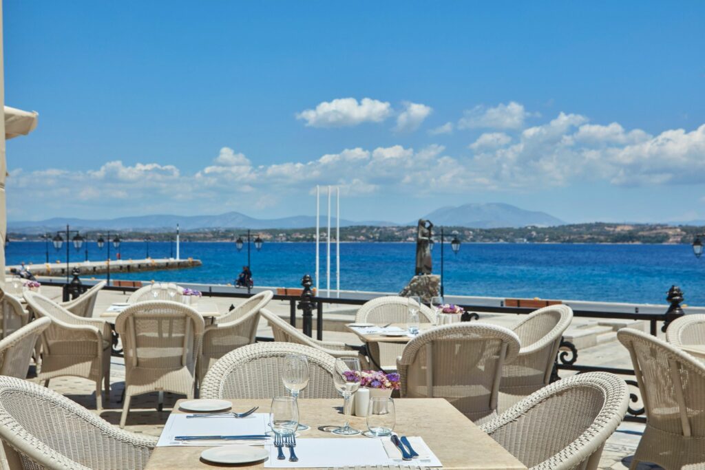 Το Poseidonion Grand Hotel σας προσκαλεί σε μια ξεχωριστή εμπειρία φιλοξενίας στις Σπέτσες - FlagInLife