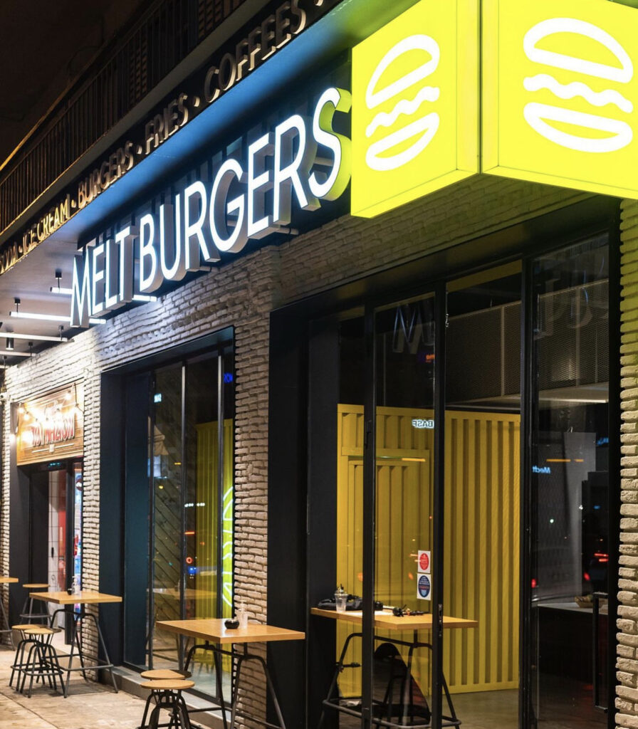 Τα 3 καλύτερα smashed burgers της Αθήνας 1 Τα 3 καλύτερα smashed burgers της Αθήνας - FlagInLife