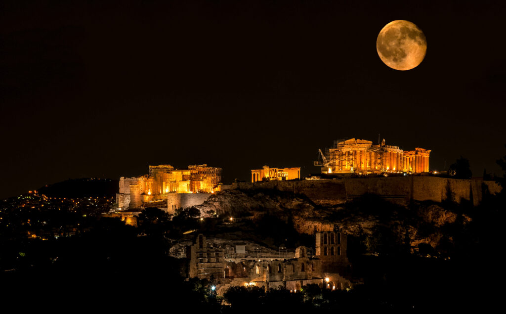 Μπλε Πανσέληνος Αυγούστου: 5 μέρη στην Αθήνα να την απολαύσεις - FlagInLife