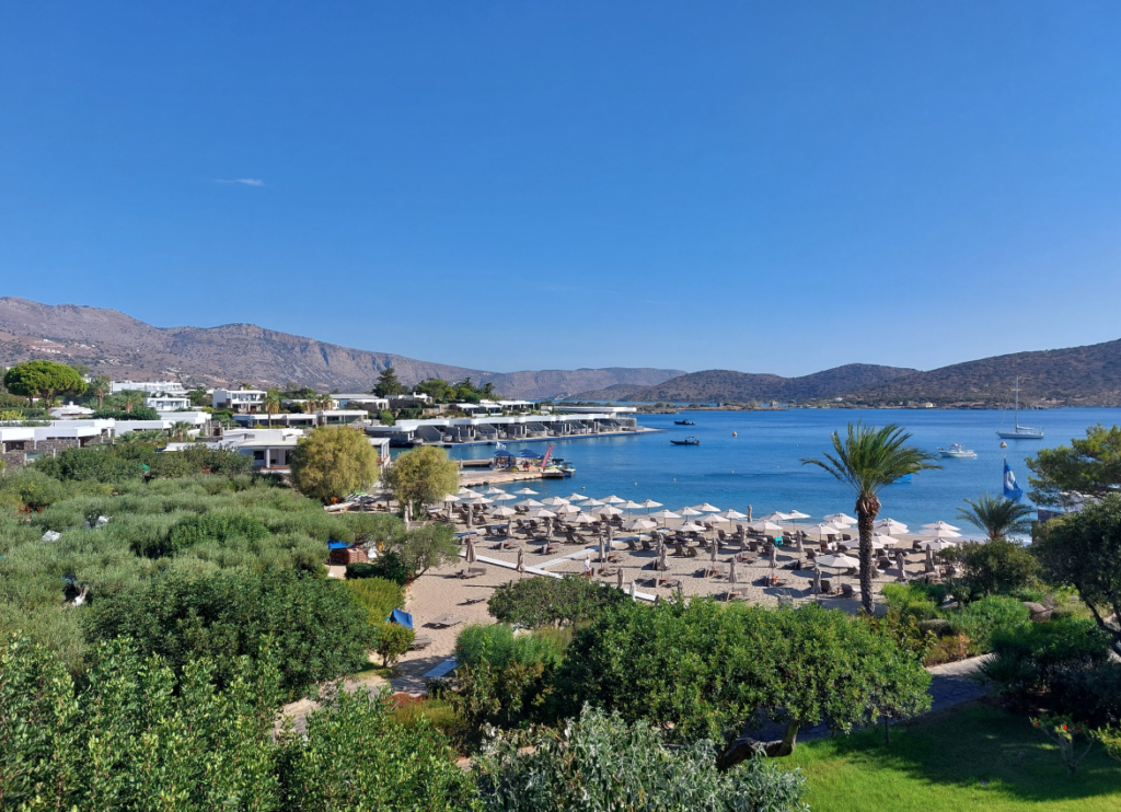 Dionysos: Tο Elounda Beach ως γαστρονομικός προορισμός. - FlagInLife