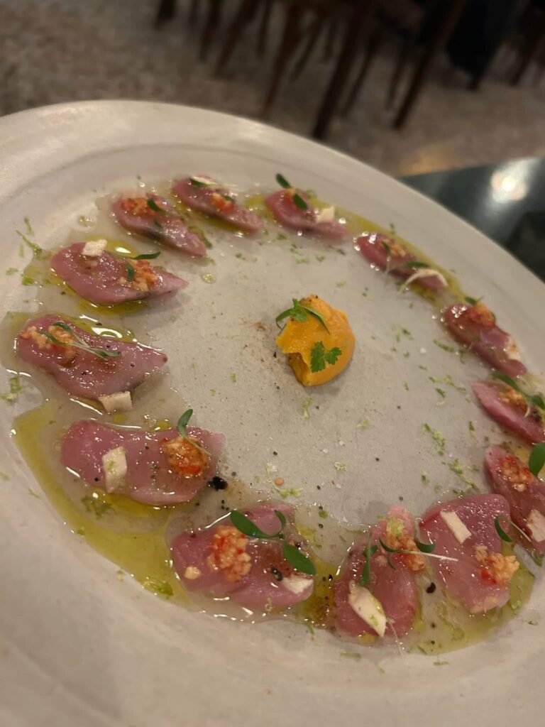 ΦΟΙΝΟ – Ένα φίνο wine bistro στην πόλη της Καλαμάτας - FlagInLife