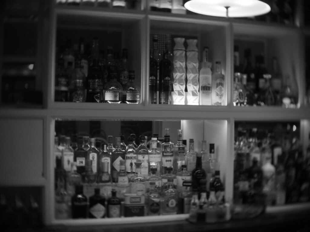 Ark – Κομψότητα, Γεύση και Cocktails σε Μια Μοναδική Τοποθεσία - FlagInLife
