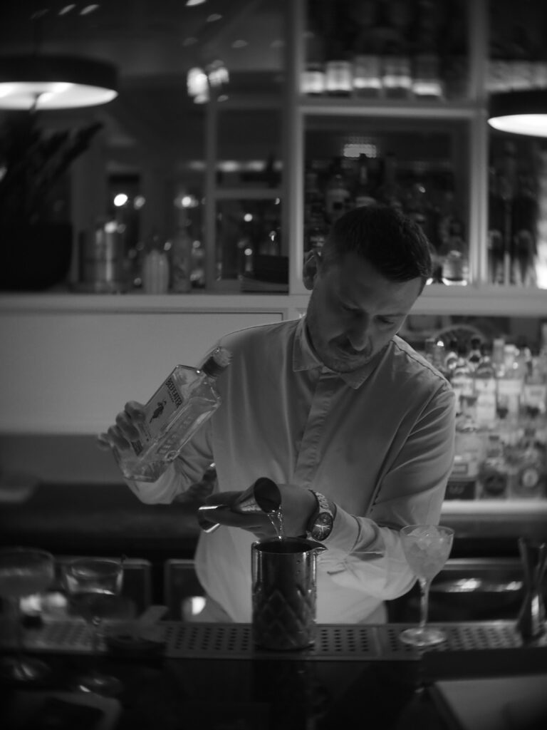 Ark – Κομψότητα, Γεύση και Cocktails σε Μια Μοναδική Τοποθεσία - FlagInLife