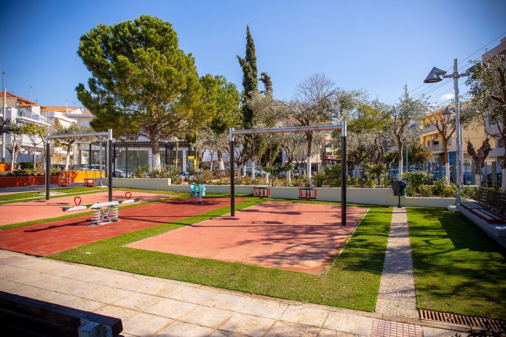 Πάμε βόλτα στο Πάρκο Αγίου Δημητρίου στην Πετρούπολη! - FlagInLife