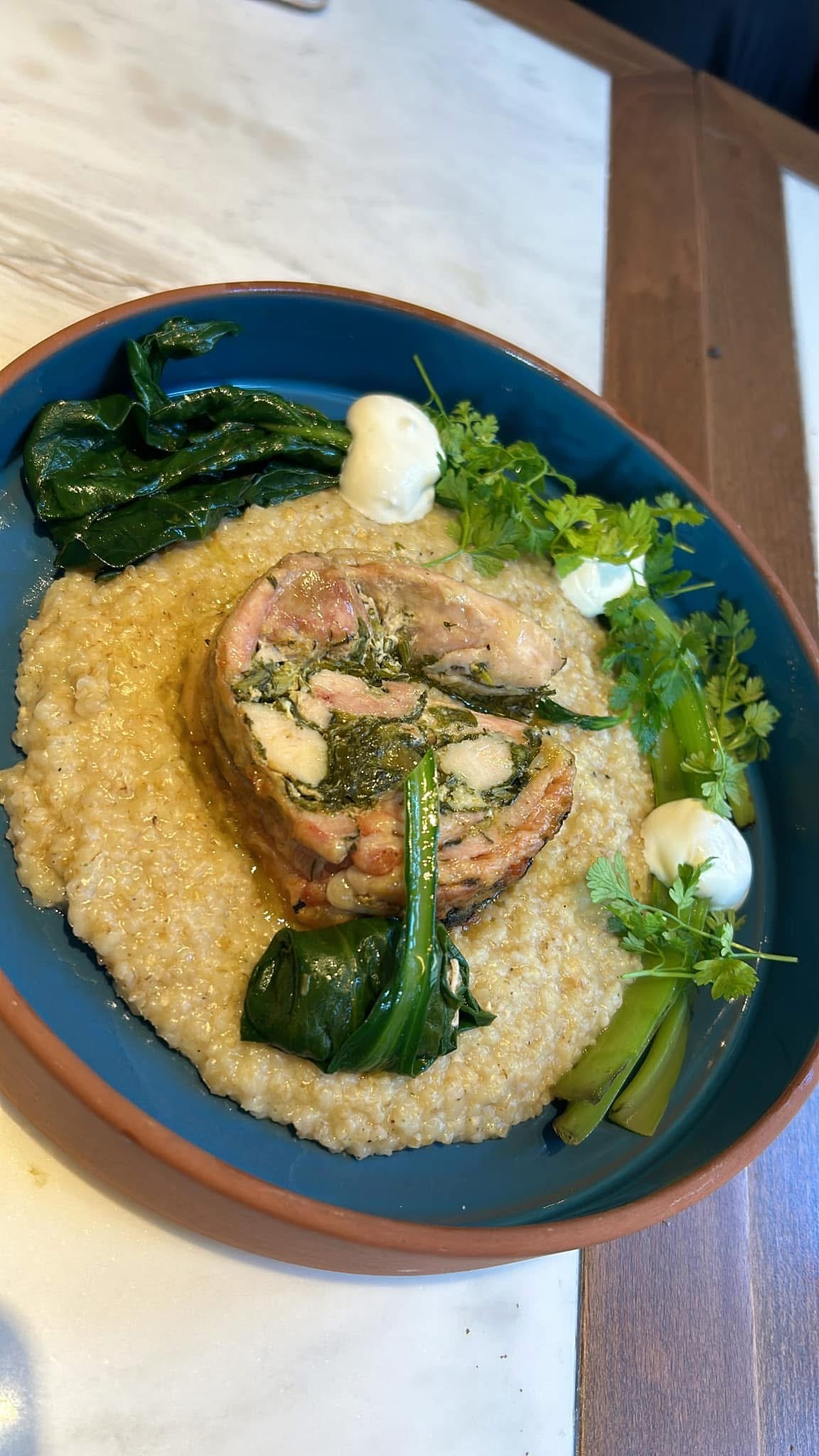 Ateno Cook & Deli – Ένα deli-εστιατόριο στην καρδιά της Αθήνας, με chef τον Νίκο Καραθάνο - FlagInLife