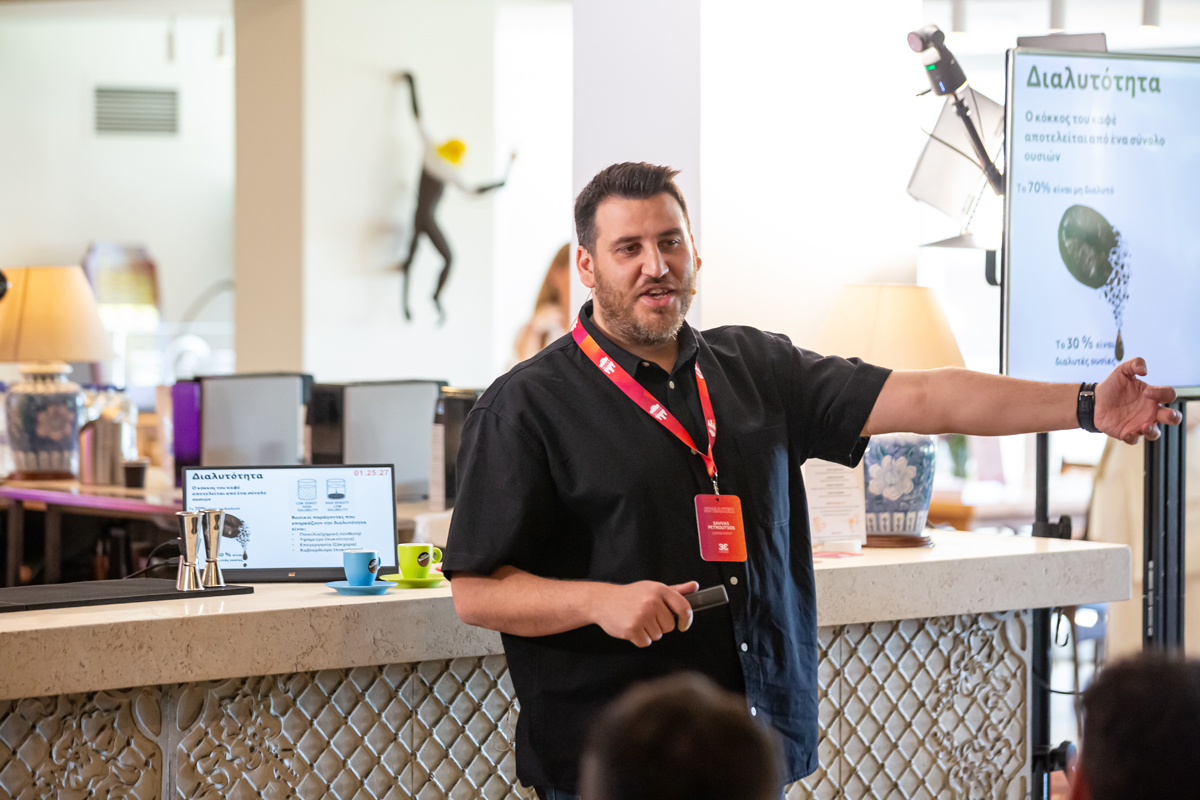 HoReCa Empowered: Ενίσχυση Δεξιοτήτων για 700 νέους επαγγελματίες της Καφεστίασης σε όλη την Ελλάδα - FlagInLife
