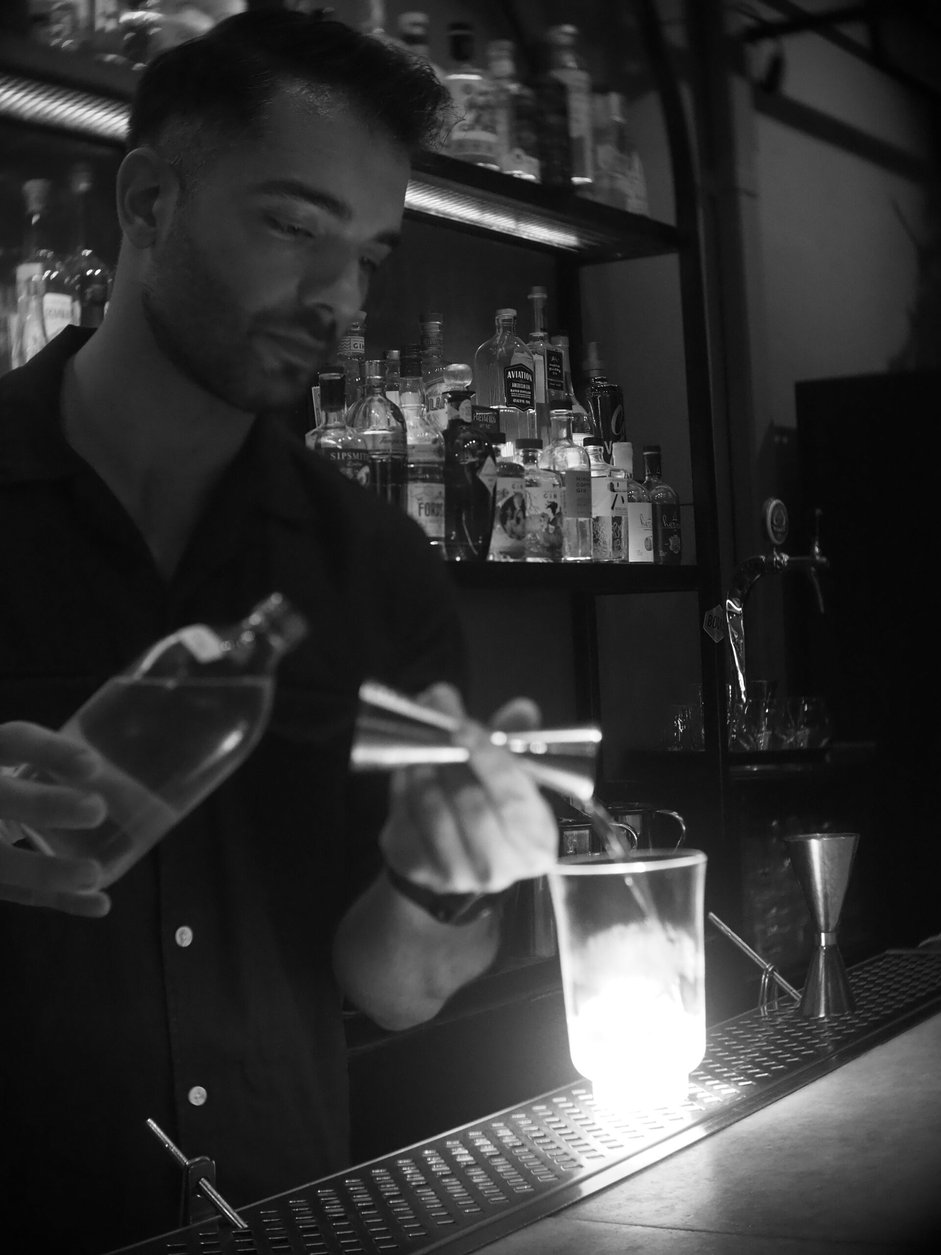 Bocas the Bar – Κάτω από την πιο διάσημη βουκαμβίλια της Πάτρας - FlagInLife