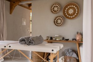 Crystal Waters Hotel: Ένα πολυτελές καταφύγιο στις Ανατολικές ακτές της Λευκάδας - FlagInLife