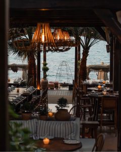 Agistri Beach Bar: Ένα must spot για Φαγητό στη Χαλκιδική - FlagInLife