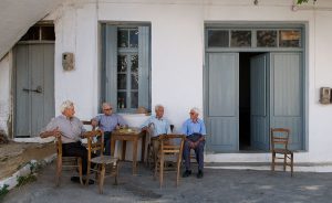 Καφενείο Τα Τάρταλα: Η αναβίωση ενός Κρητικού θεσμού στον Nότο του Ρεθύμνου 1 Καφενείο Τα Τάρταλα: Η αναβίωση ενός Κρητικού θεσμού στον Nότο του Ρεθύμνου - FlagInLife