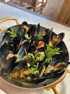Akti Restaurant: Εκλεκτή ψαροφαγία στην Βουλιαγμένη από τον chef Παναγιώτη Γιακαλή 7 Akti Restaurant: Εκλεκτή ψαροφαγία στην Βουλιαγμένη από τον chef Παναγιώτη Γιακαλή - FlagInLife