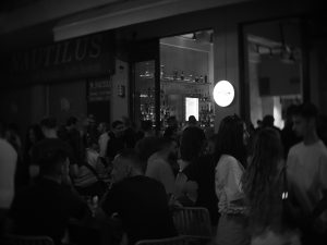 Mannequin: Το Mannequin και η νέα εποχή του bartending στην Πάτρα - FlagInLife