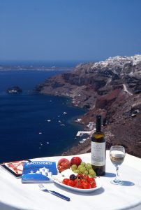 Το τέλος της Οινικής Σαντορίνης ή μήπως ένα καμπανάκι κινδύνου; - FlagInLife