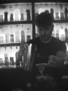 Brettos: Χρώματα, Μνήμες και Αρώματα Αιώνα - FlagInLife