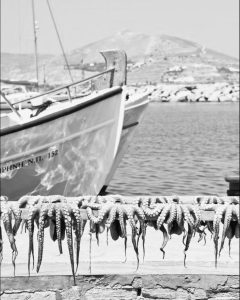 Μάριος Τσαχπίνης: O άνθρωπος που κρύβεται πίσω από το επιτυχημένο εστιατόριο Mario της Πάρου - FlagInLife