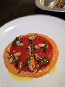 OX Athens: Μια σύγχρονη ταβέρνα με φινέτσα και χαρακτήρα 3 OX Athens: Μια σύγχρονη ταβέρνα με φινέτσα και χαρακτήρα - FlagInLife