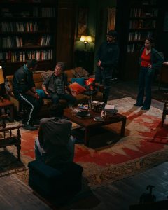 Οι Άγριοι: μια παράσταση «ψιλά γράμματα» - και όχι για όλους - FlagInLife