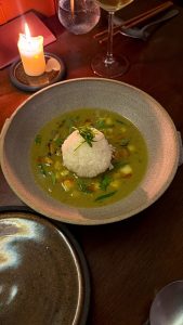 Garum: Ο Χρήστος Γλωσσίδης επαναφέρει τον αρχαιοελληνικό γάρο, στο δικό του εστιατόριο στο Μετς 4 Garum: Ο Χρήστος Γλωσσίδης επαναφέρει τον αρχαιοελληνικό γάρο, στο δικό του εστιατόριο στο Μετς - FlagInLife