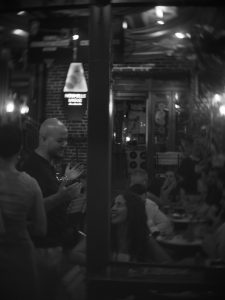 Nouvelle Vague: Ένα ταξίδι στην ιστορία της Αλβανίας μέσα από τα cocktails 4 Nouvelle Vague: Ένα ταξίδι στην ιστορία της Αλβανίας μέσα από τα cocktails - FlagInLife