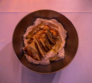 Καπάνι Μάρκετ: Μια νέα ανάσα στο Μεταξουργείο που θέτει νέα γαστρονομικά πρότυπα στην περιοχή 4 Καπάνι Μάρκετ: Μια νέα ανάσα στο Μεταξουργείο που θέτει νέα γαστρονομικά πρότυπα στην περιοχή - FlagInLife