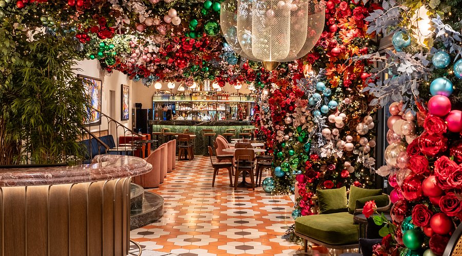 christmas-at-gatsby-athens