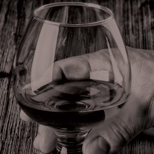 Low Profile Whisky Bar: Ένα διακριτικό καταφύγιο στο κέντρο της πόλης - FlagInLife