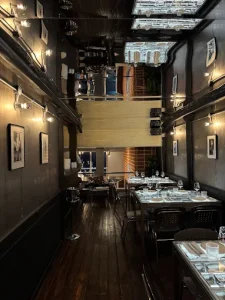 Ντίβα: Χαλαρά vibes, μπιστρονομικό σενάριο και ωραία cocktails επί της Πατριάρχου Ιωακείμ - FlagInLife