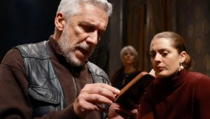 Η «Ράβδος»: Ένα μάθημα εξουσίας χωρίς διάλειμμα 2 Η «Ράβδος»: Ένα μάθημα εξουσίας χωρίς διάλειμμα - FlagInLife