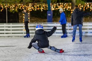 Χριστούγεννα στη Βαμβακού: το ορεινό χωριό του Πάρνωνα ντύνεται γιορτινά 6 Χριστούγεννα στη Βαμβακού: το ορεινό χωριό του Πάρνωνα ντύνεται γιορτινά - FlagInLife