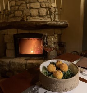 Εν Δημητσάνη: Η φύση συναντά την ζεστή φιλοξενία και τις ντόπιες γεύσεις 4 Εν Δημητσάνη: Η φύση συναντά την ζεστή φιλοξενία και τις ντόπιες γεύσεις - FlagInLife