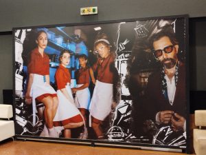 «Η Κουζίνα» σε σκηνοθεσία Γιώργου Κουτλή: Μια παράσταση που βράζει από αλήθεια - FlagInLife