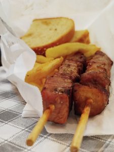 Λιβαδειά: εκεί όπου το προσκύνημα συναντά το...καλό σουβλάκι! 5 Λιβαδειά: εκεί όπου το προσκύνημα συναντά το...καλό σουβλάκι! - FlagInLife