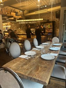 Le Sapin: Σύγχρονη ελληνική κουζίνα στην Αράχωβα, με την υπογραφή του chef Θωμά Μάτσα 1 Le Sapin: Σύγχρονη ελληνική κουζίνα στην Αράχωβα, με την υπογραφή του chef Θωμά Μάτσα - FlagInLife