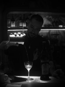 Maggie Cassidy: Ένα μπαρ - Ένα Mood 3 Maggie Cassidy: Ένα μπαρ - Ένα Mood - FlagInLife