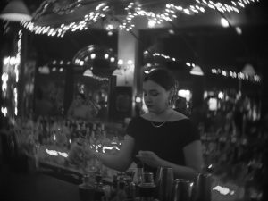 Μαύρος Γάτος Bar: Κλασικά cocktails σε άλλο ρυθμό - FlagInLife