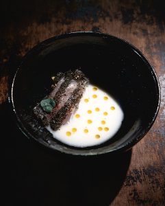 Humain: O chef Γιάννης Καλδής δίνει νέα γαστρονομική ταυτότητα στην κουζίνα - FlagInLife