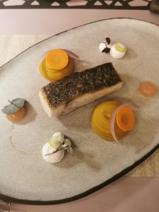 Το Μανιτάρι: η θαλπωρή συναντά τη σύγχρονη κουζίνα 5 Το Μανιτάρι: η θαλπωρή συναντά τη σύγχρονη κουζίνα - FlagInLife