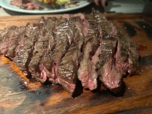 Beastalis: Premium κοπές για «Proud meat eaters» σε ένα κρεοπωλείο στην Γλυφάδα - FlagInLife