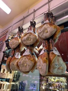 Bologna: Η κόκκινη, η λόγια αλλά και η χοντρή! - FlagInLife