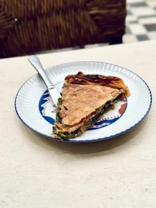 Cinapos: Ελληνικοί μεζέδες σε περιβάλλον που αξίζει - FlagInLife