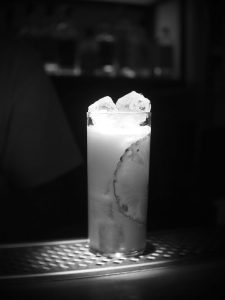 The Coal Mine: Το αγαπημένο ουισκάδικο της γειτονιάς - FlagInLife