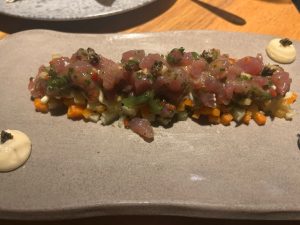 Βασίλαινας: 100 χρόνια νέος και επίκαιρα γευστικός - FlagInLife