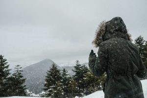 Απόδραση στο Χιόνι: Τριήμερο Après-Ski για Αρχάριους στην Ελλάδα - FlagInLife
