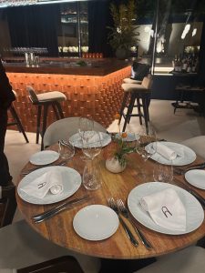 Νέα εποχή για το Artisanal, που πέρασε στα χέρια του chef Γιάννη Παρίκου - FlagInLife