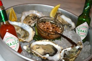 Που βγαίνουμε στον Πειραιά 2 Που βγαίνουμε στον Πειραιά - FlagInLife